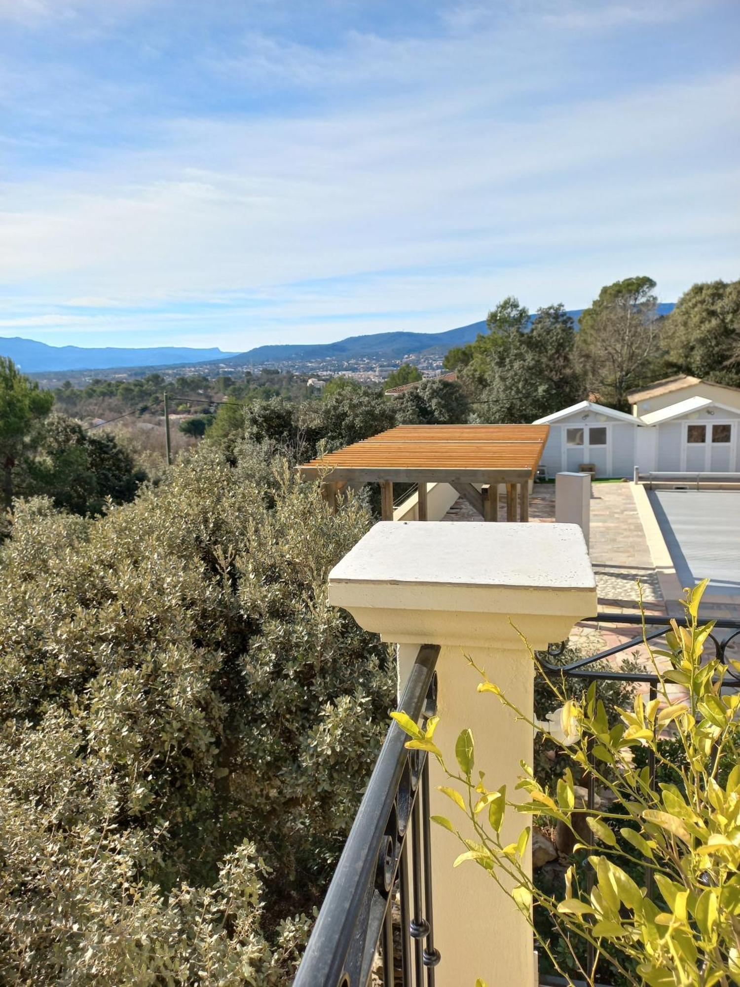 Villa Asunda B&B Spa & Sauna, Chambres D'Hotes Saint-Maximin Esterno foto