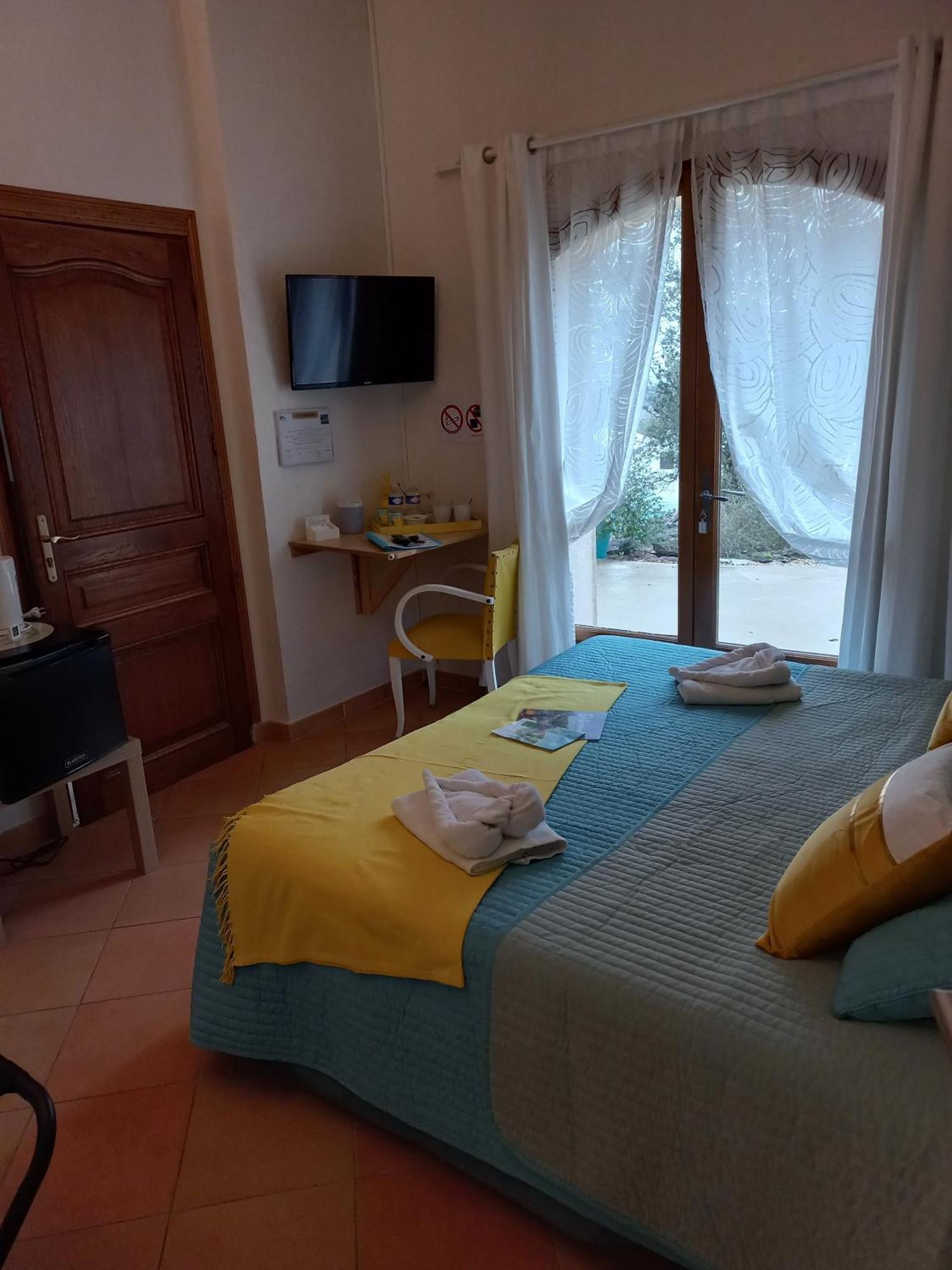 Villa Asunda B&B Spa & Sauna, Chambres D'Hotes Saint-Maximin Esterno foto
