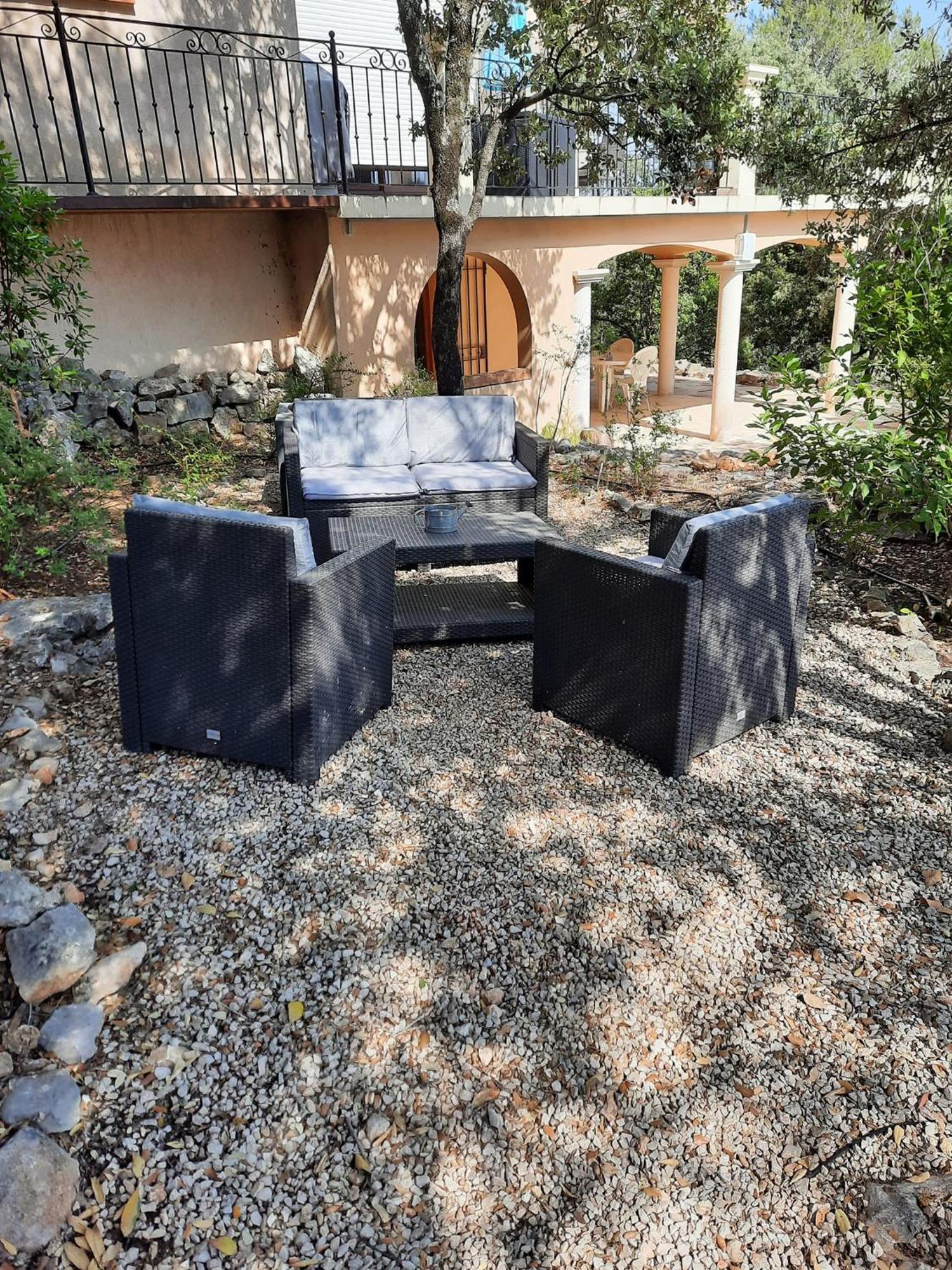 Villa Asunda B&B Spa & Sauna, Chambres D'Hotes Saint-Maximin Esterno foto