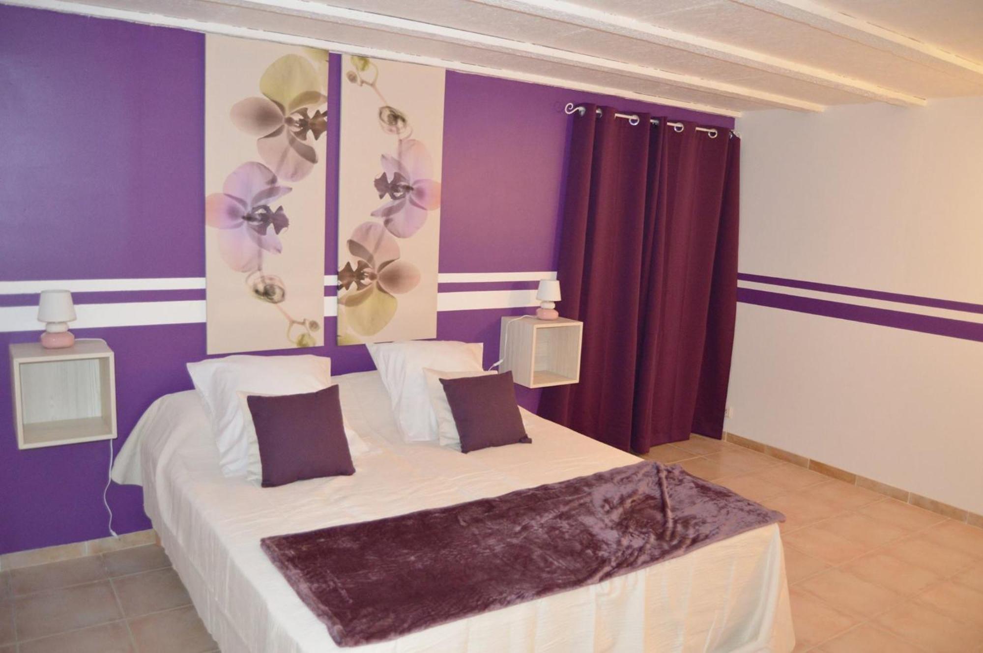 Villa Asunda B&B Spa & Sauna, Chambres D'Hotes Saint-Maximin Esterno foto